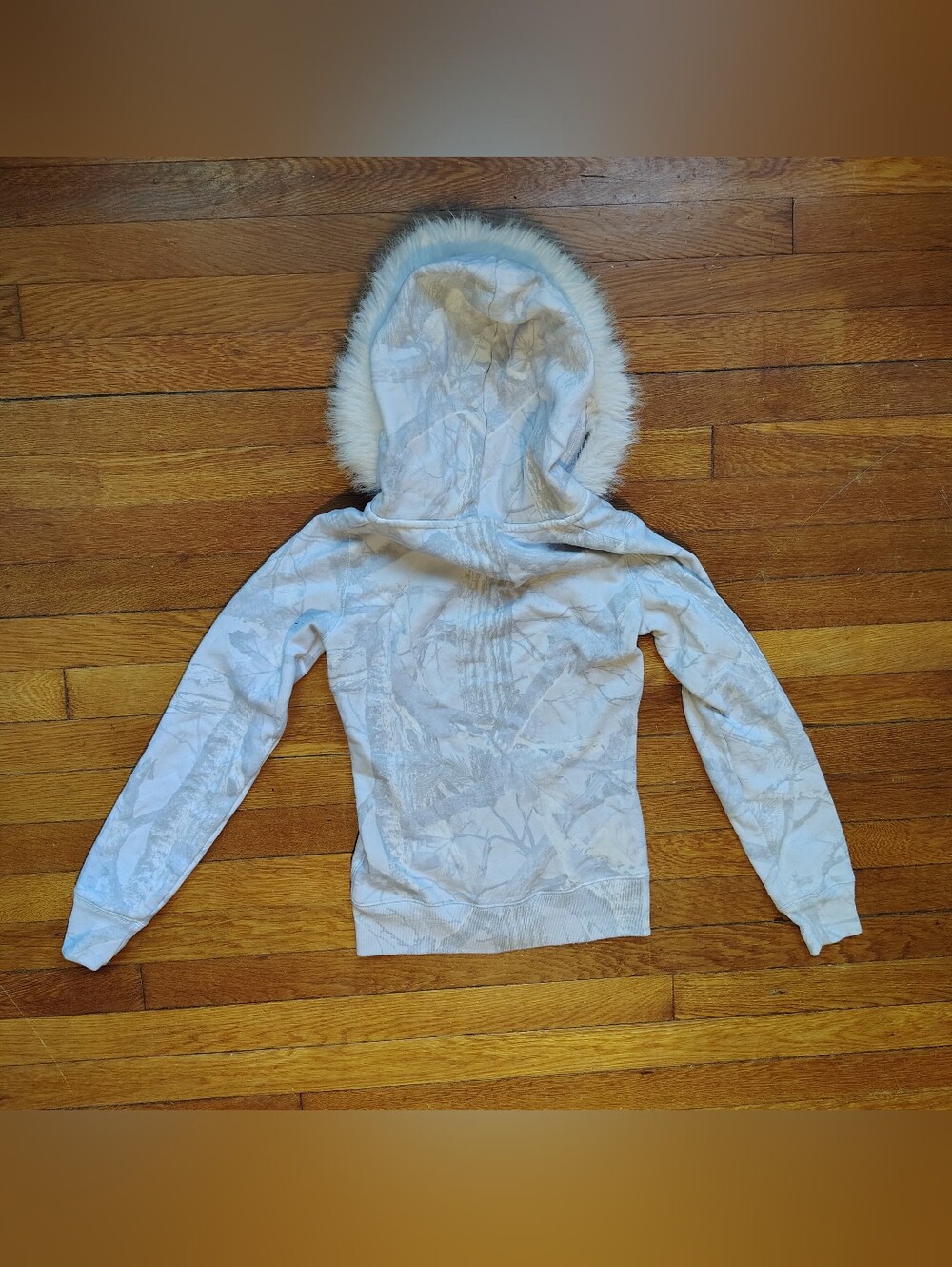 HOLLISTER Women's Feel Good Camo Hoodie Faux Fur Hooded Sweatshirt Jacket XS - Picture 7 of 11